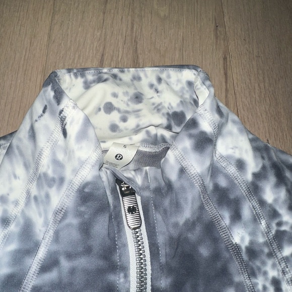 Lululemon define jacket - Picture 3 of 4